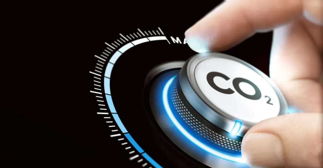 Ekologiczne rozwiązania zamiast benzyny - jak obniżyć emisję CO2?