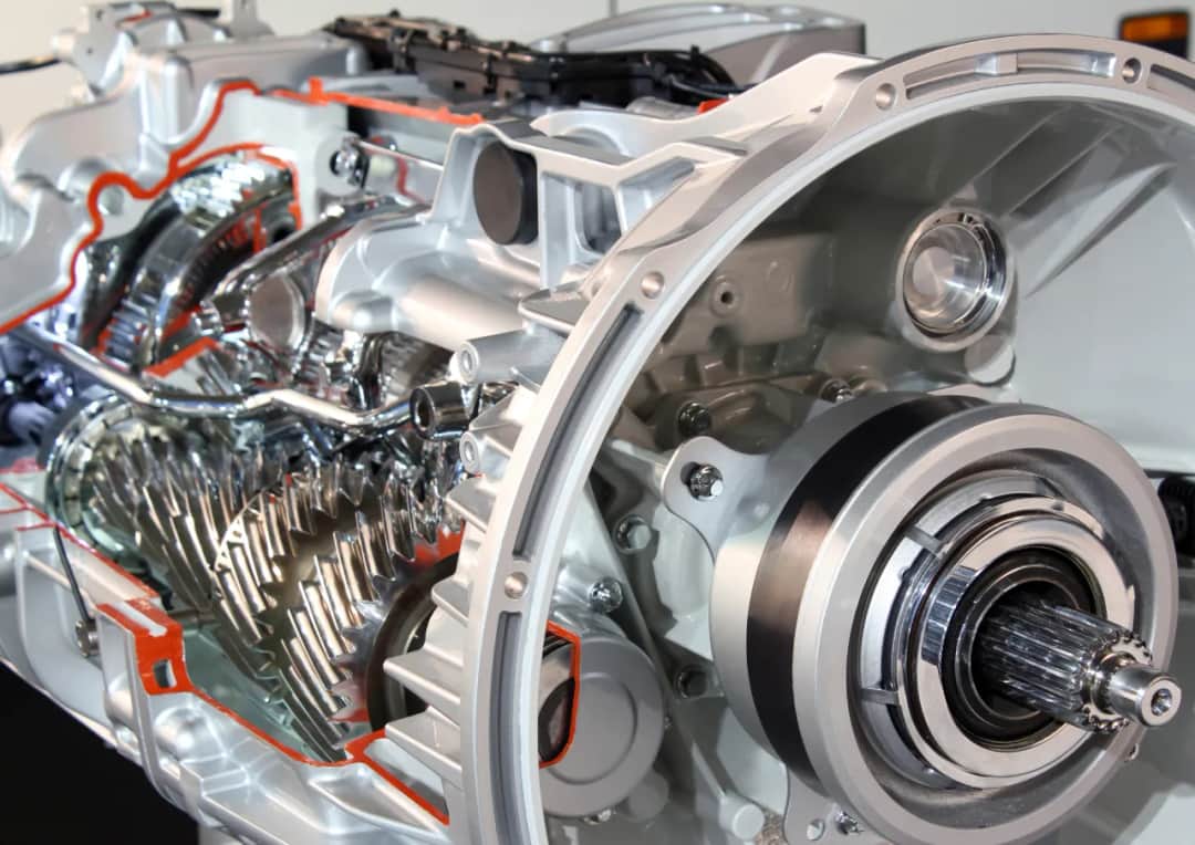 Wyciek oleju ze skrzyni biegów - objawy i naprawa