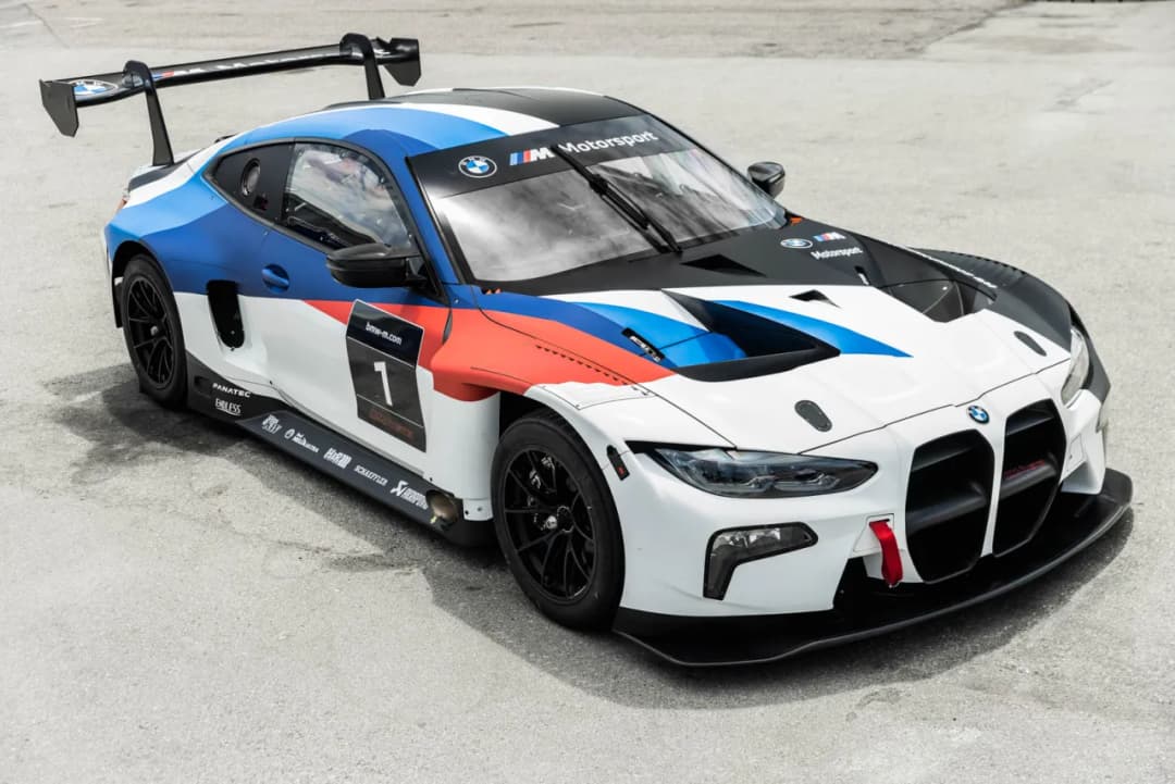 BMW M4 GT3 - Niezrównane osiągi i nowoczesne technologie wyścigowe