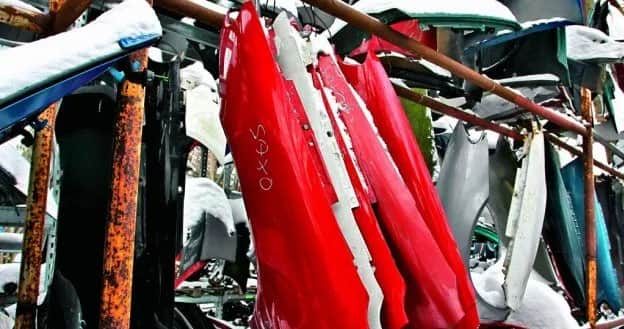 Zamienniki części blacharskich - jak wybrać odpowiednie i nie stracić pieniędzy