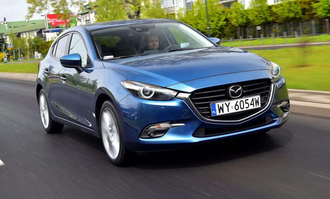 Mazda 3 BM Turbo: Dynamiczna moc i osiągi w kompaktowym wydaniu