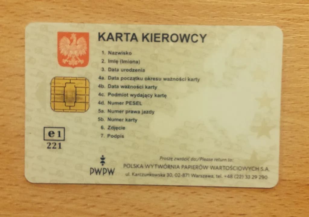 Jak szybko i bez stresu odesłać kartę kierowcy do właściwego urzędu