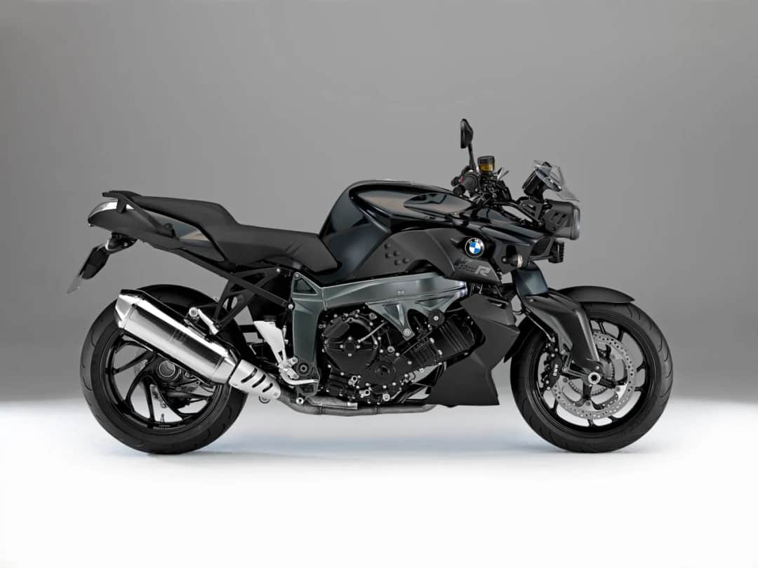 BMW K1300R – poznaj mocne strony i wady tego wyjątkowego motocykla
