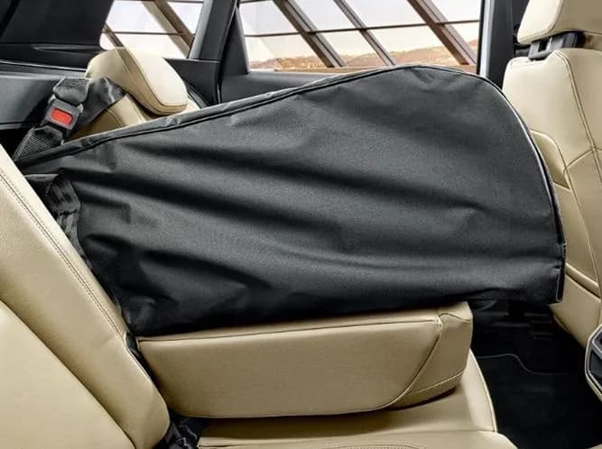 Pokrowce na narty do samochodu: Jak chronić sprzęt w podróży