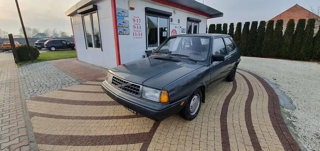 Gdzie kupić części do Volvo 340: kompletny przegląd sklepów w Polsce