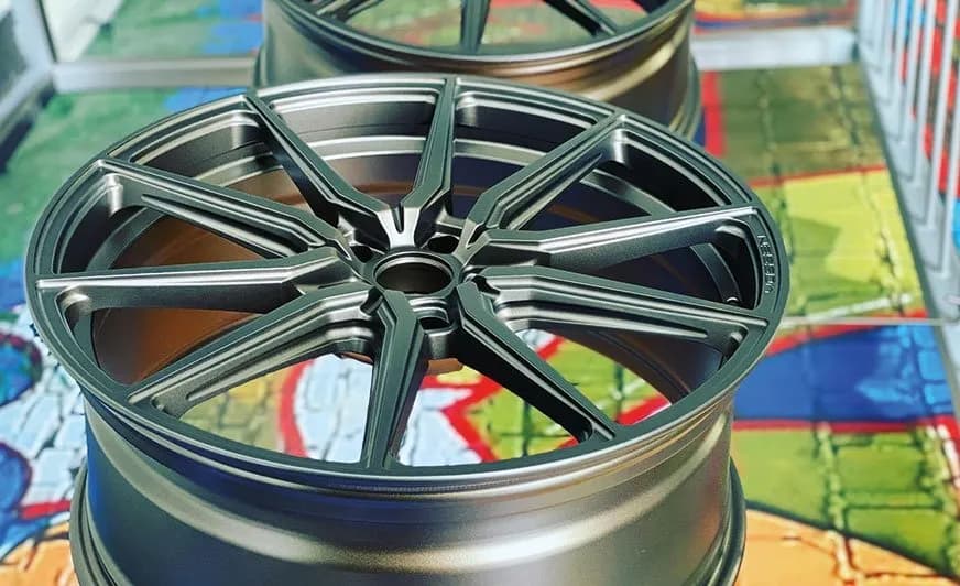 Najlepsza farba do felg aluminiowych - Kompletne porady lakiernicze