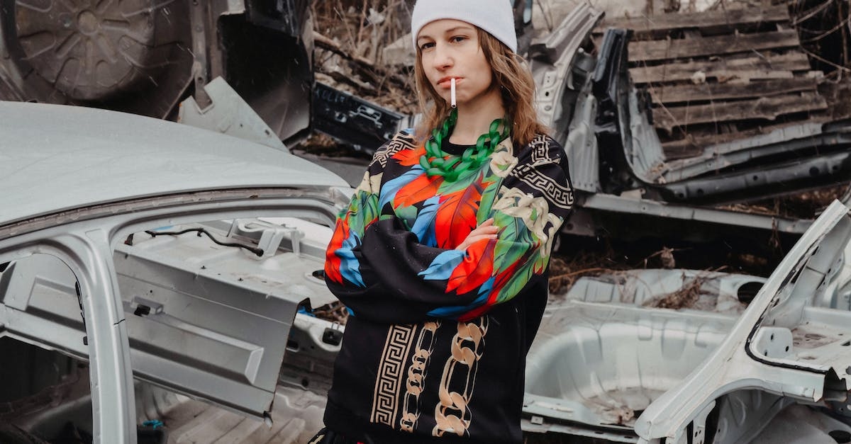 Jak wyczyścić wnętrze auta z zapachu dymu?