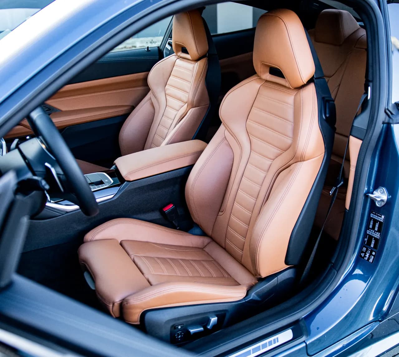 Fotele BMW M4 - komfort i sportowy charakter w najlepszym wydaniu