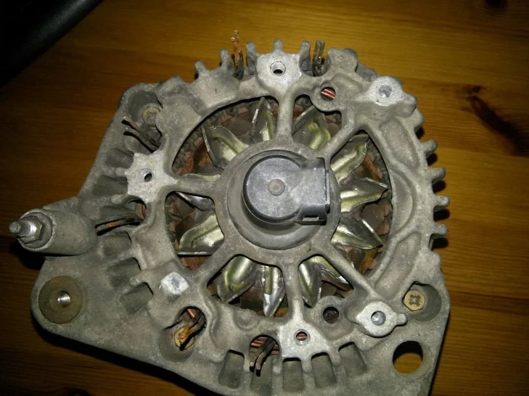 Jak szybko i skutecznie sprawdzić uzwojenie alternatora - poradnik techniczny