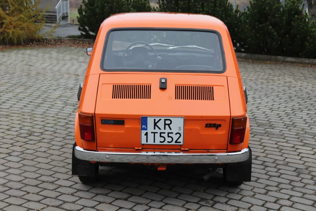 Tylna część Fiata 126p: konstrukcja, specyfikacja i rozwiązania techniczne